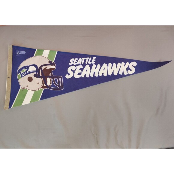 Vintage NFL Seattle Seahawks Football Felt Pennant 12"x30" - Picture 1 of 4